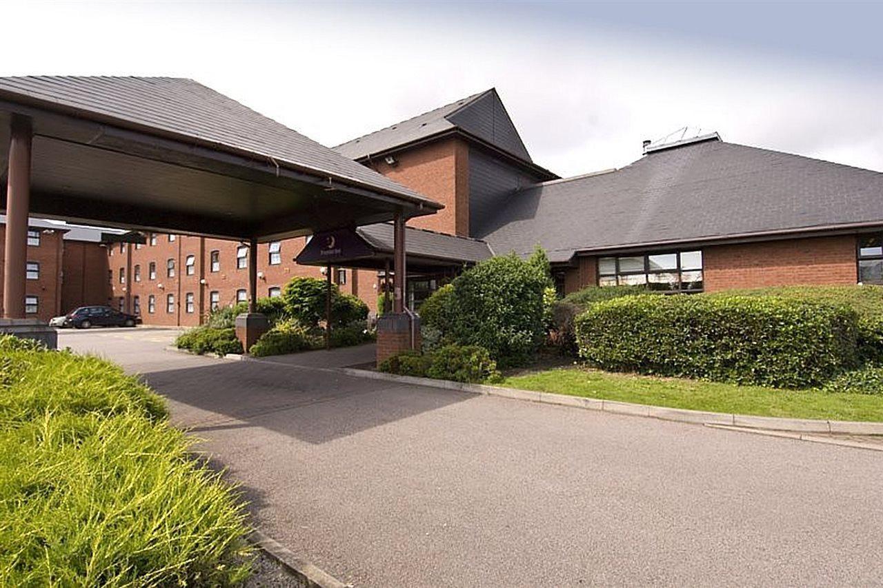 Premier Inn Birmingham City - Aston Esterno foto