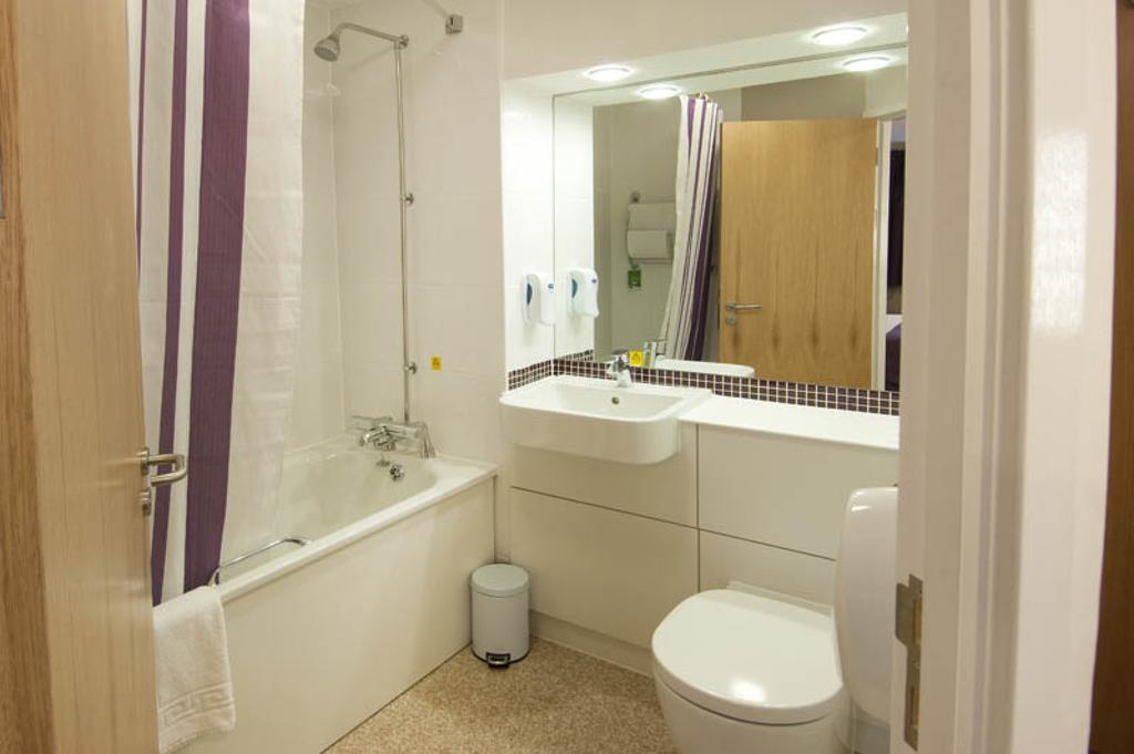 Premier Inn Birmingham City - Aston Camera foto